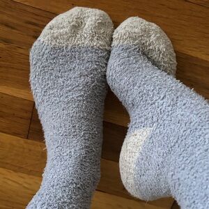 Cozy Fuzzy Crew Socks - Light Gray/Cream